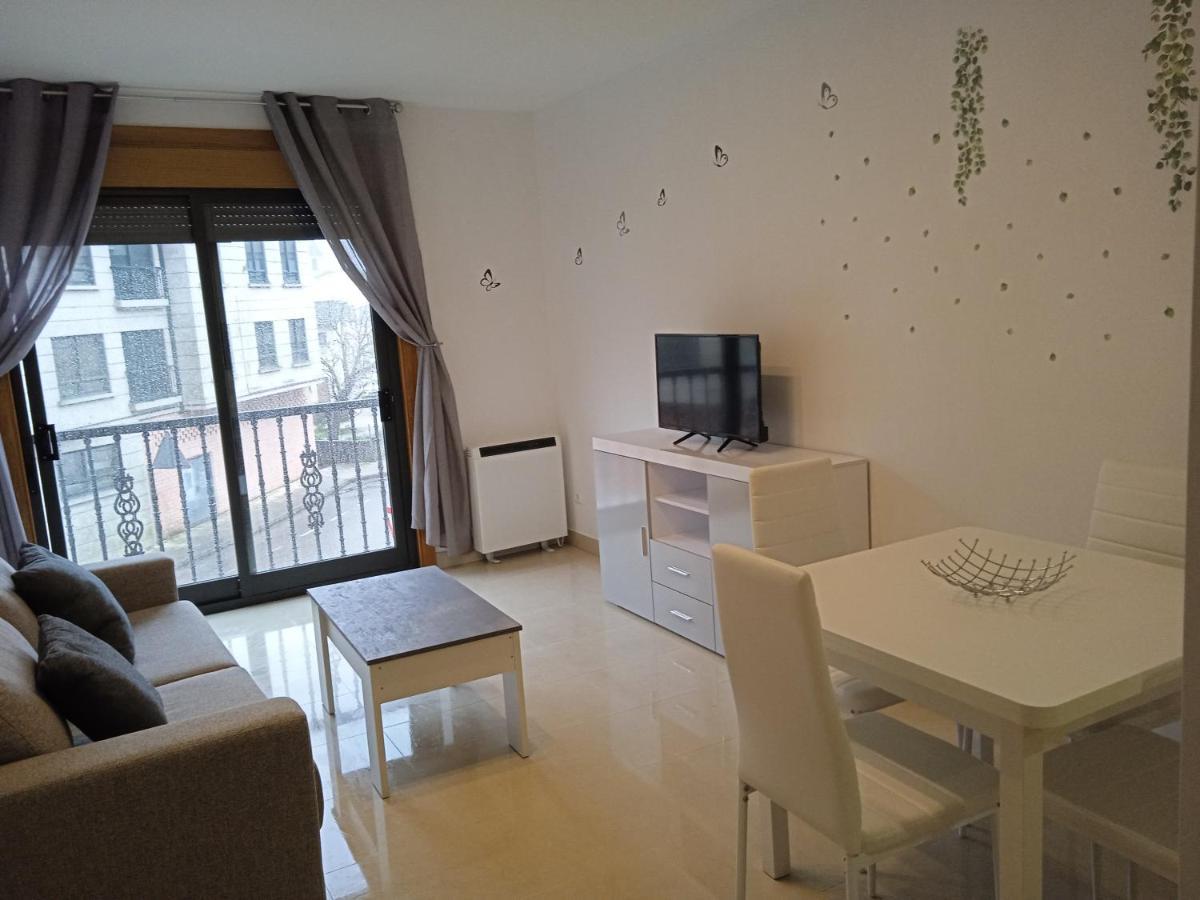Apartamento Mirabel Rosal Exterior foto